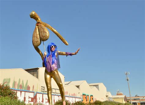 Australian Artist Creates Golden Clitoris Statue Teen Vogue