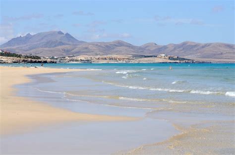 Scendendo lungo la parte sud orientale di fuerteventura si giunge nei pressi di costa calma, un centro turistico che si estende per oltre 20 chilometri. Playa de Sotavento, Fuerteventura