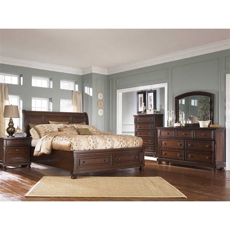 Satisfying your taste for vintage inspiration, the porter queen sleigh storage bed is elegant, without looking fussy. Porter Collection Bedroom Set • Bulbs Ideas