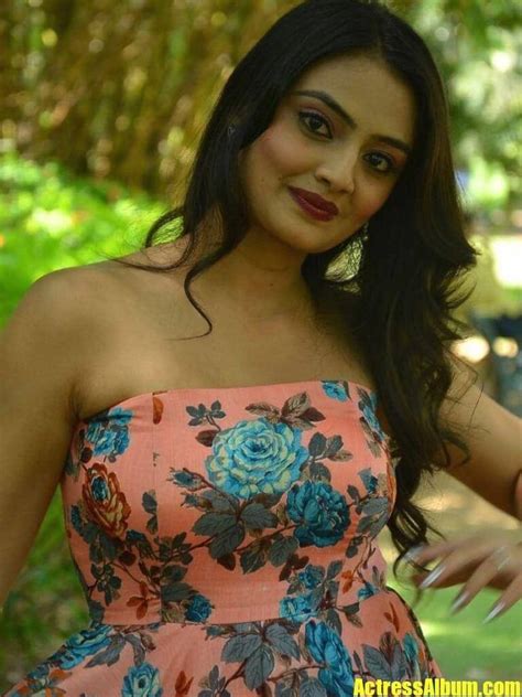 Actress Nikitha Narayan Latest Photos Stills Actress Album Hot Sex