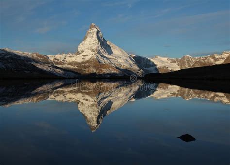 Autumn Landscape With Matterhorn Peak And Stellisee Lakevalais