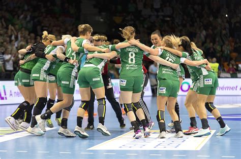 Le győri eto kc (en hongrois győri egyetértés torna osztály kézilabda club) est un club de handball féminin hongrois de la ville de győr. Magyarország megőrizte első helyét a női EHF-rangsorban