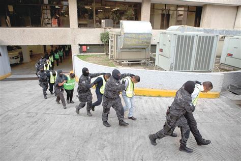Slednji prav tako predstavlja enega od manjših kartelov v. GUERREROS UNIDOS - The Yucatan Times