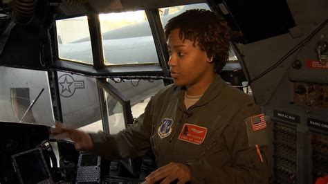 165th Airlift Wing Announces First African American Female Pilot Youtube