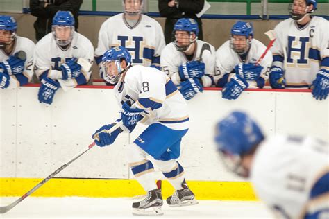 Mens Hockey Wins Sixth In A Row News Hamilton College