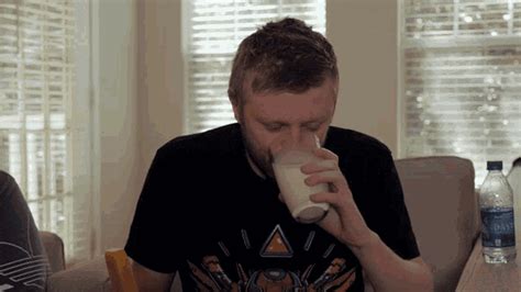 Drinking Milk Milk GIF Drinking Milk Milk Popsicle Descubre Y Comparte GIF
