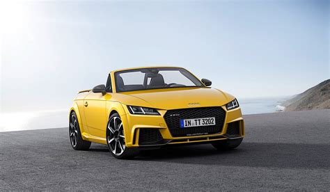 Experience the pinnacle of the tt series from audi sport. 2017 Audi TT RS Roadster and Coupe Bow in Beijing with 400 ...