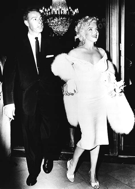 earthbound stars marilyn monroe and joe dimaggio at the premiere of