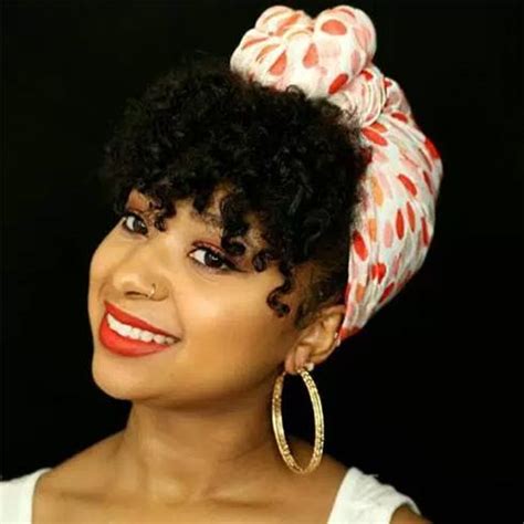 Gather some hair with your fingers from the top and sides of your head. 39 Gorgeous Natural Hairstyles For Short, Medium And Long Hair