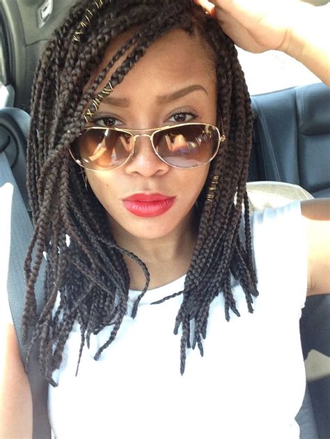 Short bob cut box braids hairstyle. Box braids with gold jewelry wire. | Braided hairstyles ...