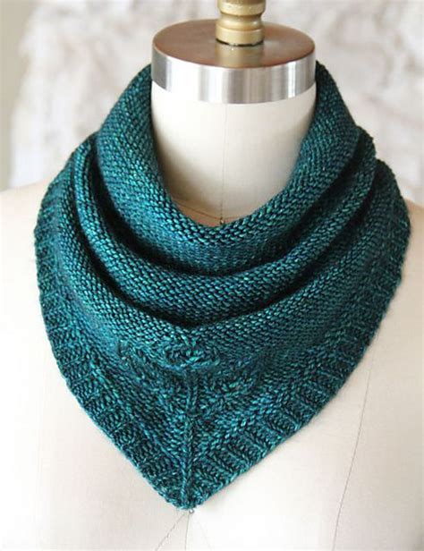 Ravelry Project Gallery For Bandana Cowl Pattern By Purl Soho Cowl
