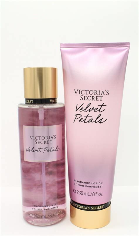 Victoria S Secret Velvet Petals Fragrance Body Mist Body Lotion Gift Set Ebay