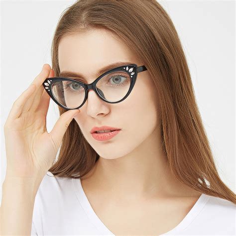 cateye glasses holoserreference