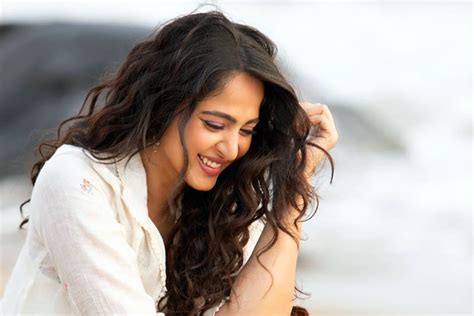 the queen of the big screen 7 times anushka shetty stole our hearts