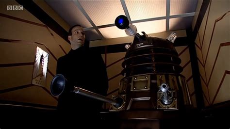 Daleks Abduct A Human Daleks In Manhattan Doctor Who Youtube