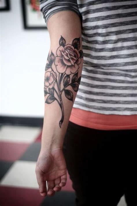 Rose Tattoos