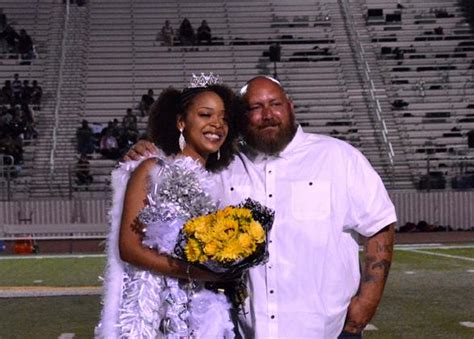 Homecoming Queen Crowned The Snyder News
