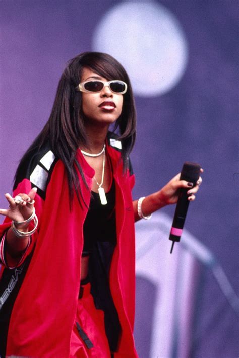 Aaliyahs Ultimate Removed From Itunes And Apple Music Ok Magazine