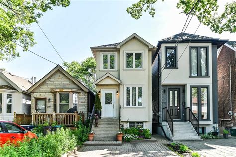 Post your roncesvalles rental for free in under 2 minutes! 279 Roncesvalles Avenue Toronto - 279 Roncesvalles Avenue ...
