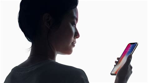 Cách Thiết Lập Face Id để Có Thể Mở Khóa Iphone X Khi Máy được đặt Trên Bàn Trang Công Nghệ