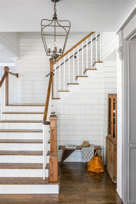 16 Stunning Farmhouse Staircase Designs That Will Blow Your Mind