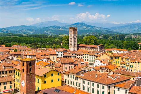 The Top 10 Romantic Small Towns For Your Trip To Italy Created By