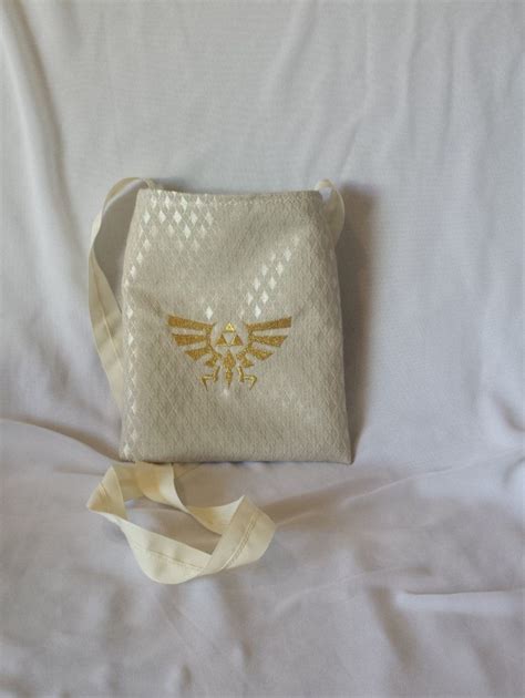 Embroidered Legend Of Zelda Hylian Crest Purse Shoulder Bag In Cream