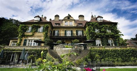 Ihr traumhaus zum kauf in bergisch gladbach finden sie bei immobilienscout24. Schlosshotel Lerbach: Herrschaftliches Haus in Bergisch ...