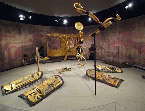 Chariot And Shields King Tut Exhibit By Lreed76 Via Flickr Antico