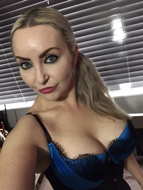 Tw Pornstars Miss Jessica Wood Twitter Sessions In Watford Today