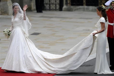 Pippa & kate middleton's wedding dresses: Wedding Dresses Like Kate Middleton's | POPSUGAR Fashion