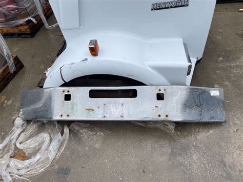 2014 Kenworth T800 Bumpers Truck Component Services