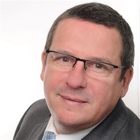 Martin Schulze-Elvert - CEO - Im- und Export Tumbonas | XING