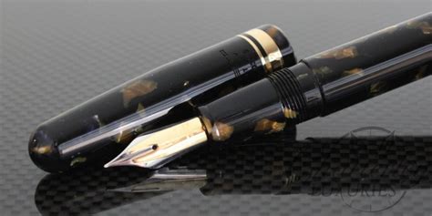 Delta Chatterley Fusion 82 Celluloid Limited Edition Fountain Pen