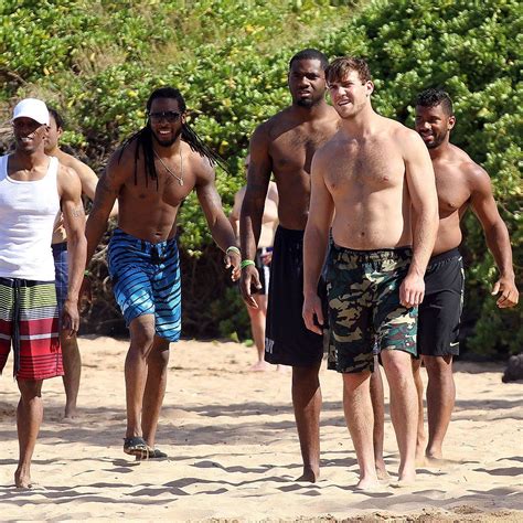 It S Your Lucky Day See A Slew Of Seattle Seahawks Players Shirtless On The Beach Seahawks
