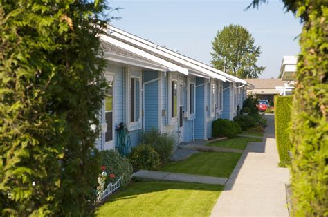 Dewdney Trunk Road St Georges Village Maple Ridge Condos Maple Ridge Townhomes And