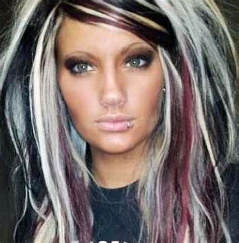 An easy way to make an impression is to reverse a hairstyle. Pin by Luna dePlata on Hair | Hair styles, Funky ...