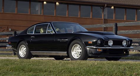 Car Of The Day – Classic Car For Sale – 1977 Aston Martin AMV8 Vantage