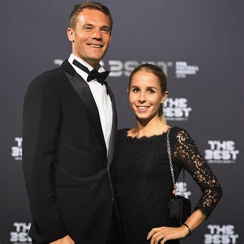Gerüchte wurden laut, sie und ihr ehemann manuel neuer (34), mit dem sie seit 2014 zusammen ist, hätten sich getrennt. Nina Neuer: Erste Worte nach der Trennung von Manuel ...