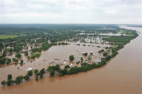 Rain Intensifies Flooding In Saturated Arkansas Oklahoma Am 1440