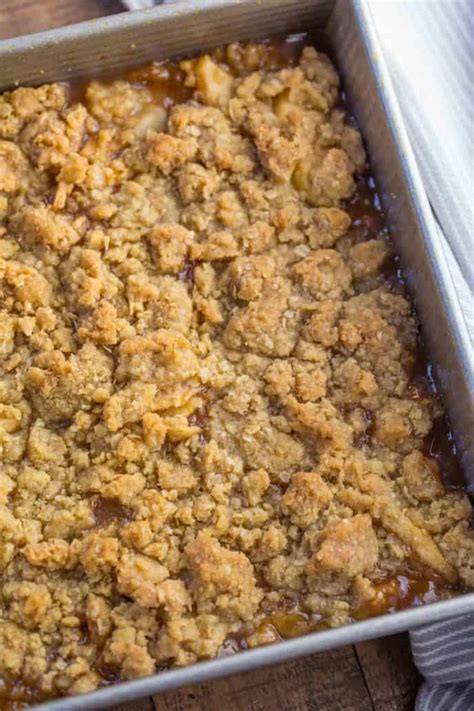 Classic apple crisp gets a sweet upgrade with layers of brown sugar shortbread and vanilla bean apples, all tucked under a blanket of crisp topping! Ultimate Apple Crisp - Dinner, then Dessert