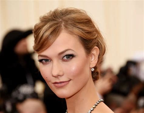 Karlie Kloss Height Weight Bra Size Measurements And Bio Celebie