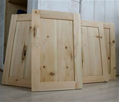 Kitchen cabinet doors offers kitchen cabinet door sampler in knotty. Kitchen cabinet doors for knotty pine or painted ...