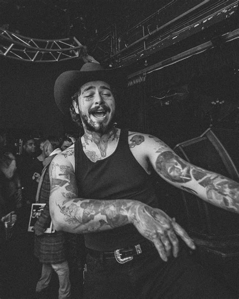 On Instagram The Tank Top And Cowboy Hat Posty Postycowboyh