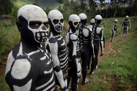 Meet The Chimbu Skeleton People Of Papua New Guinea Who Terrify Enemies