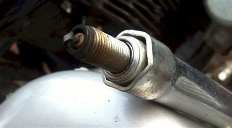 How To Fix Oil On Spark Plugs And The Causes Of Oil On Spark Plugs