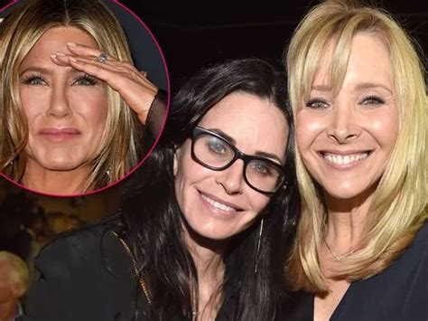 Friends Co Stars Courteney Cox And Lisa Kudrow Plan Show