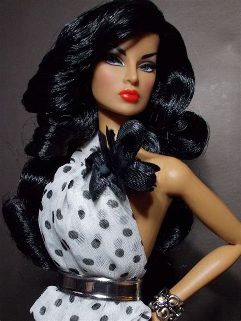 Pin By Redwines Jewels On Fashion Royalty And Other Dolls Beautiful Barbie Dolls Fashion Dolls