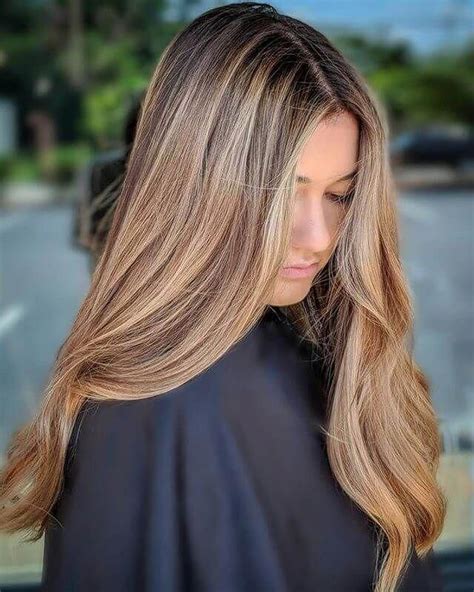 50 Flattering Brown Hair With Blonde Highlights To Inspire