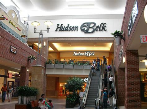 File:Hudson Belk in Southpoint Mall.JPG - Wikimedia Commons